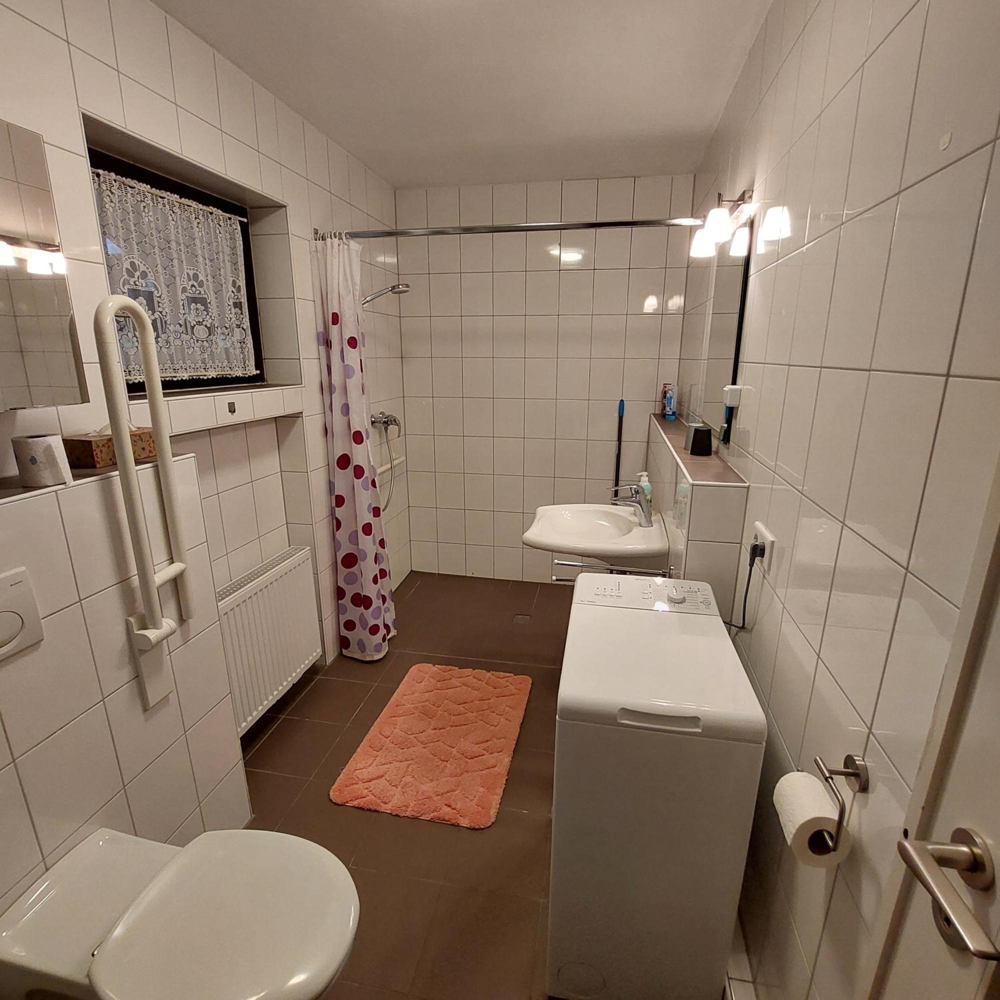 Grosszuegige Wohnung Mit Terrasse Wuerzburg, Zell Zell am Main Exteriér fotografie